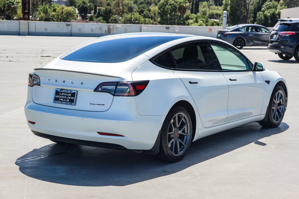 Used 2022 Tesla Model 3 Long Range AWD/4WD image 4