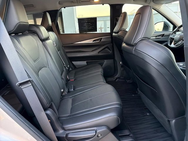 Certified 2023 INFINITI QX60 Luxe w/ Cargo Package image 21