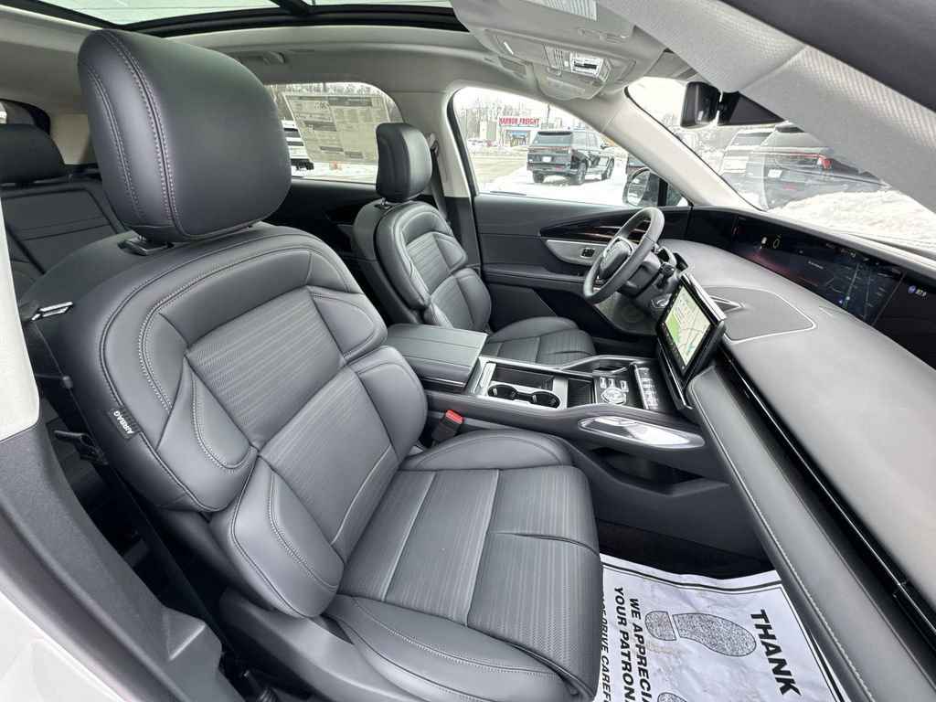 New 2026 Lincoln Nautilus Reserve image 25