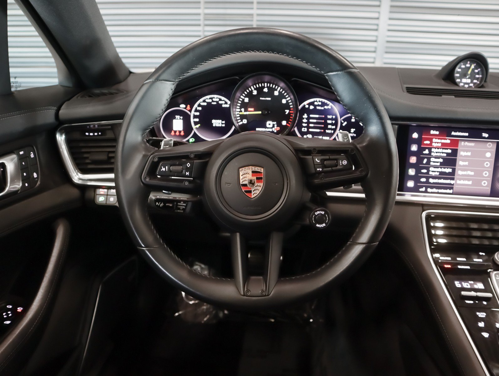 Certified 2023 Porsche Panamera 4S AWD/4WD image 15