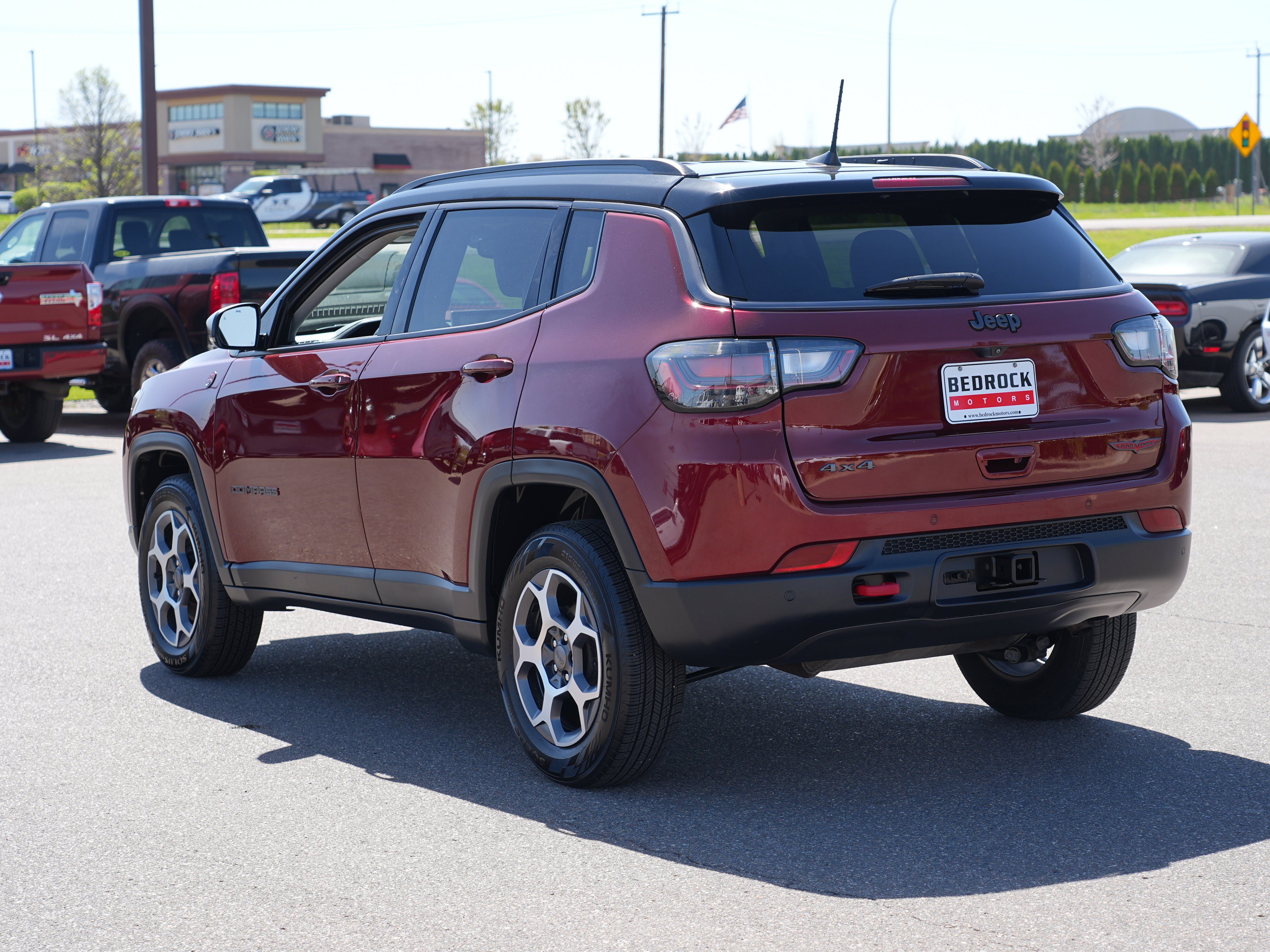 Used 2022 Jeep Compass Trailhawk w/ Trailhawk Elite Group AWD/4WD image 5