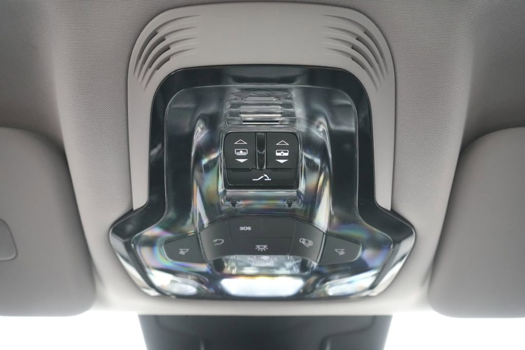 Used 2020 Alfa Romeo Stelvio Ti w/ Active Blind Spot Package image 20