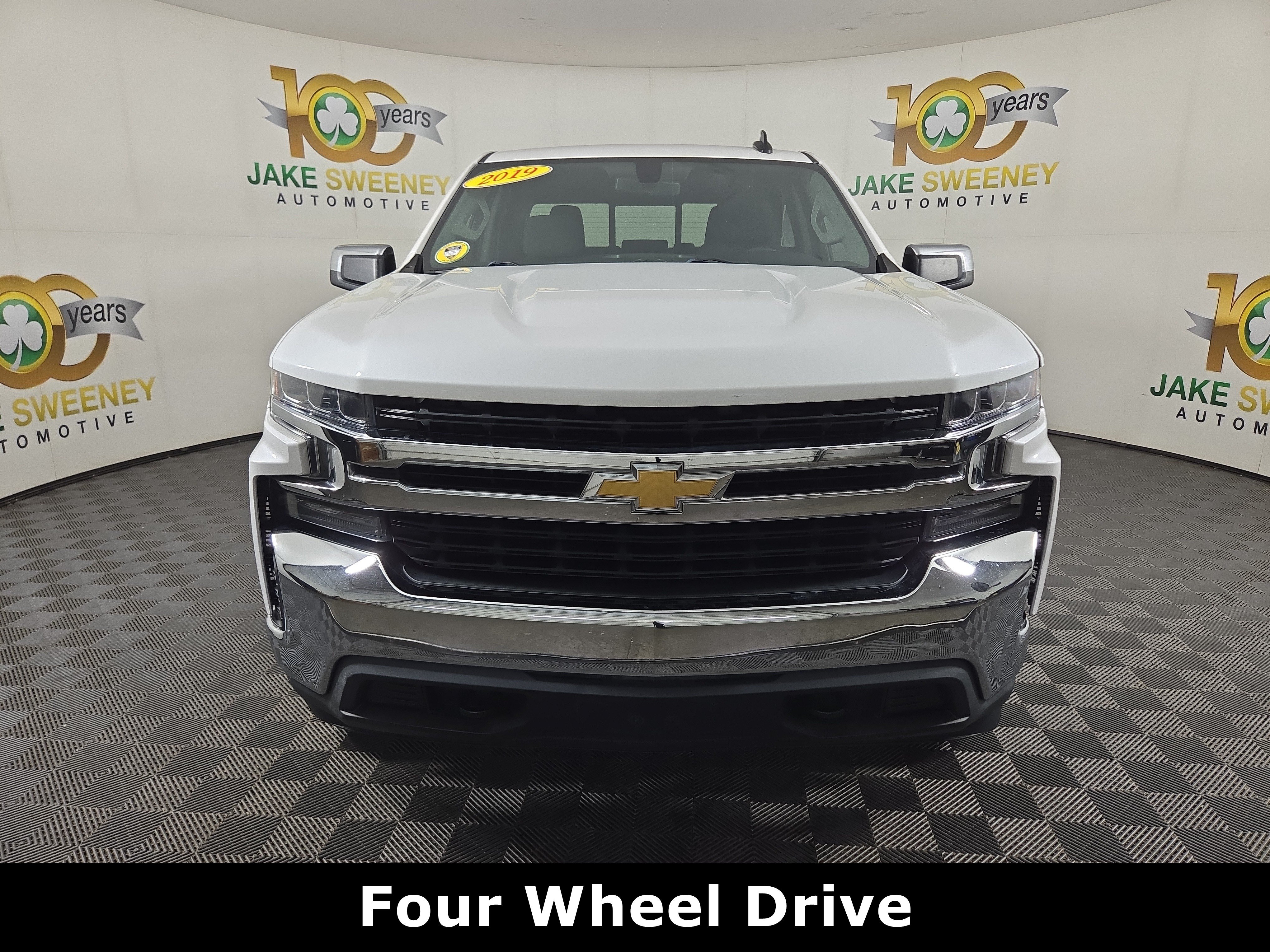 Used 2019 Chevrolet Silverado 1500 LT w/ All-Star Edition AWD/4WD image 3