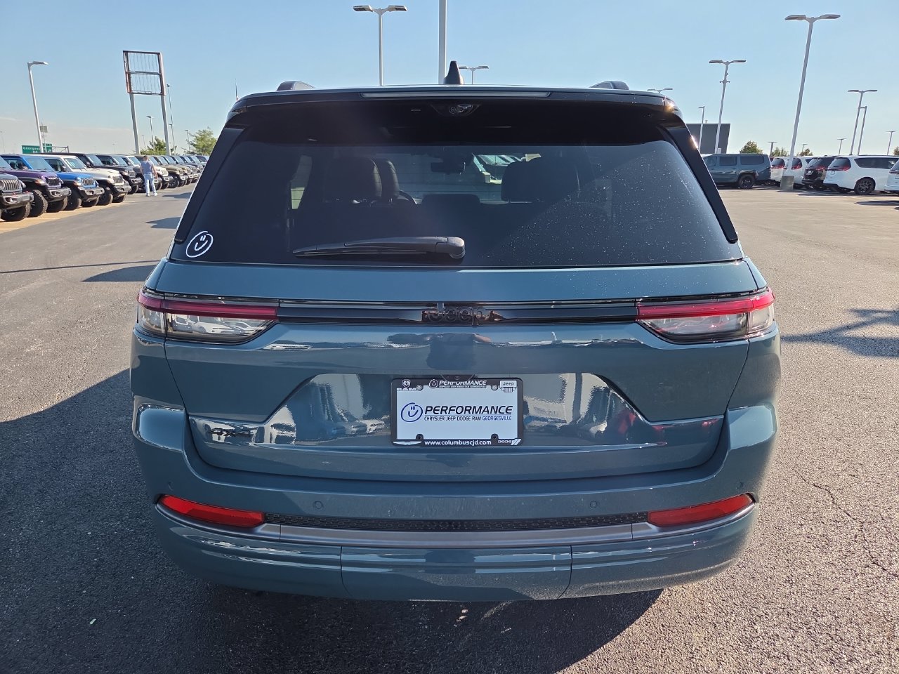 New 2027 Jeep Grand Cherokee Limited AWD/4WD image 29