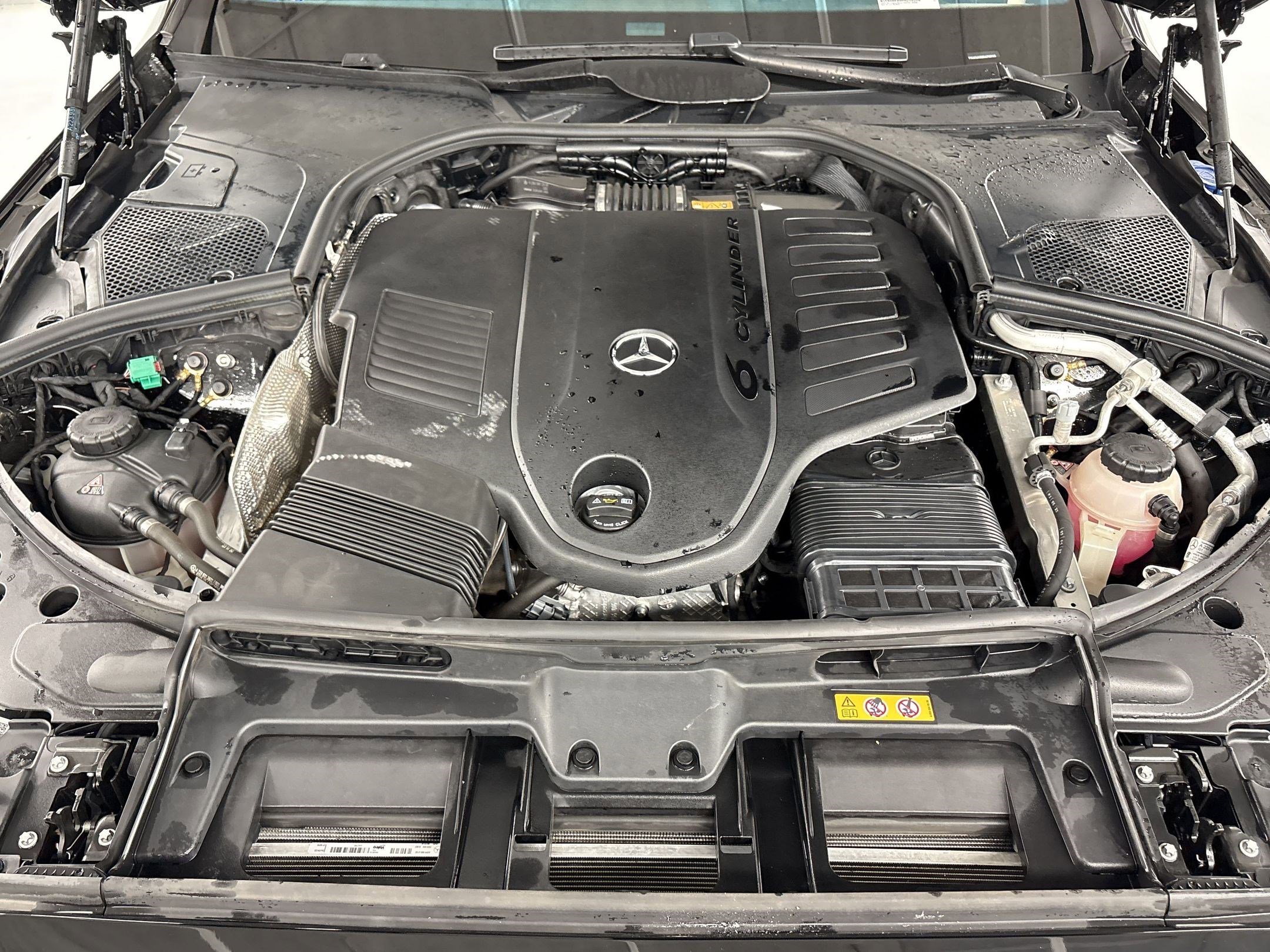 Used 2024 Mercedes-Benz S 580e 4MATIC Sedan image 32