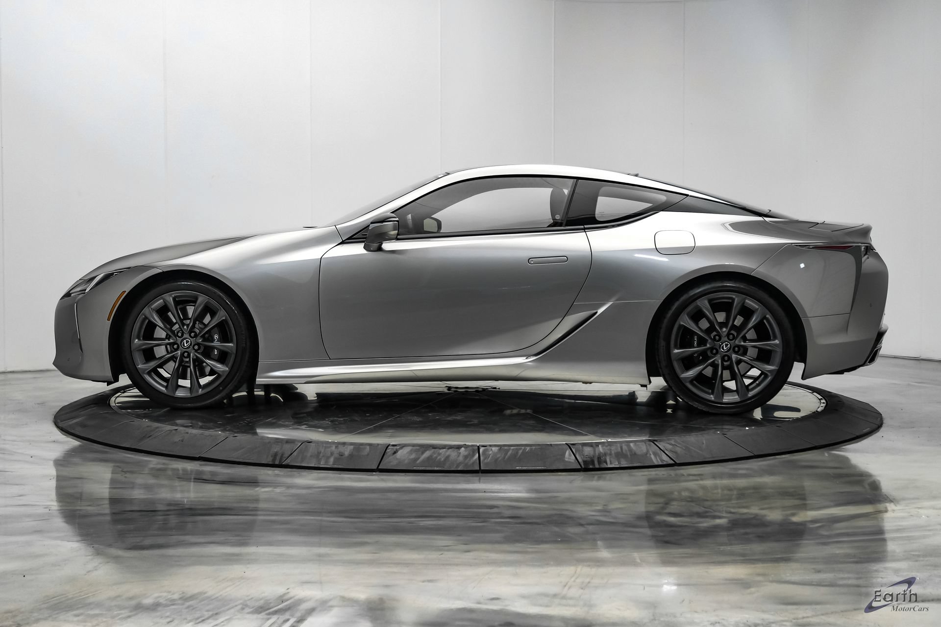 Used 2018 Lexus LC 500 Coupe w/ Performance Package RWD image 7