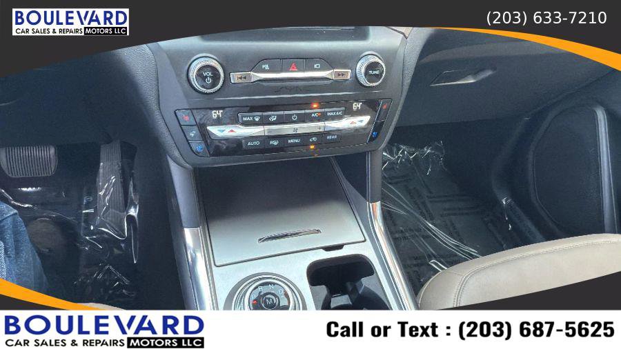 Used 2020 Ford Explorer Limited w/ Class III Trailer Tow Package image 20