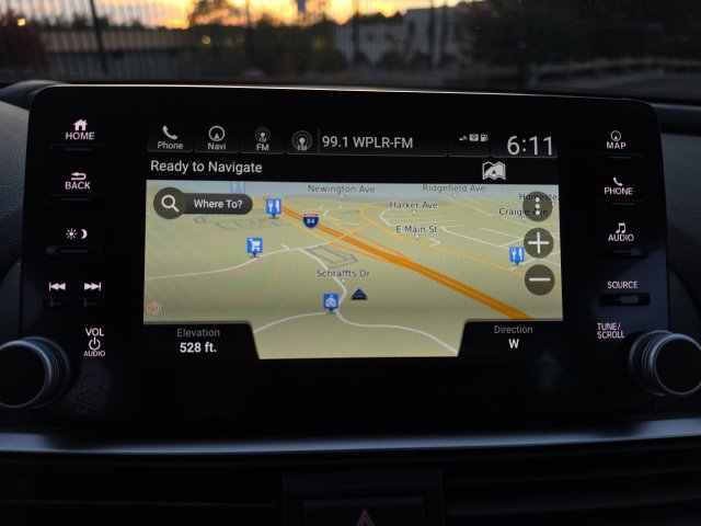 Used 2022 Honda Accord Touring image 23