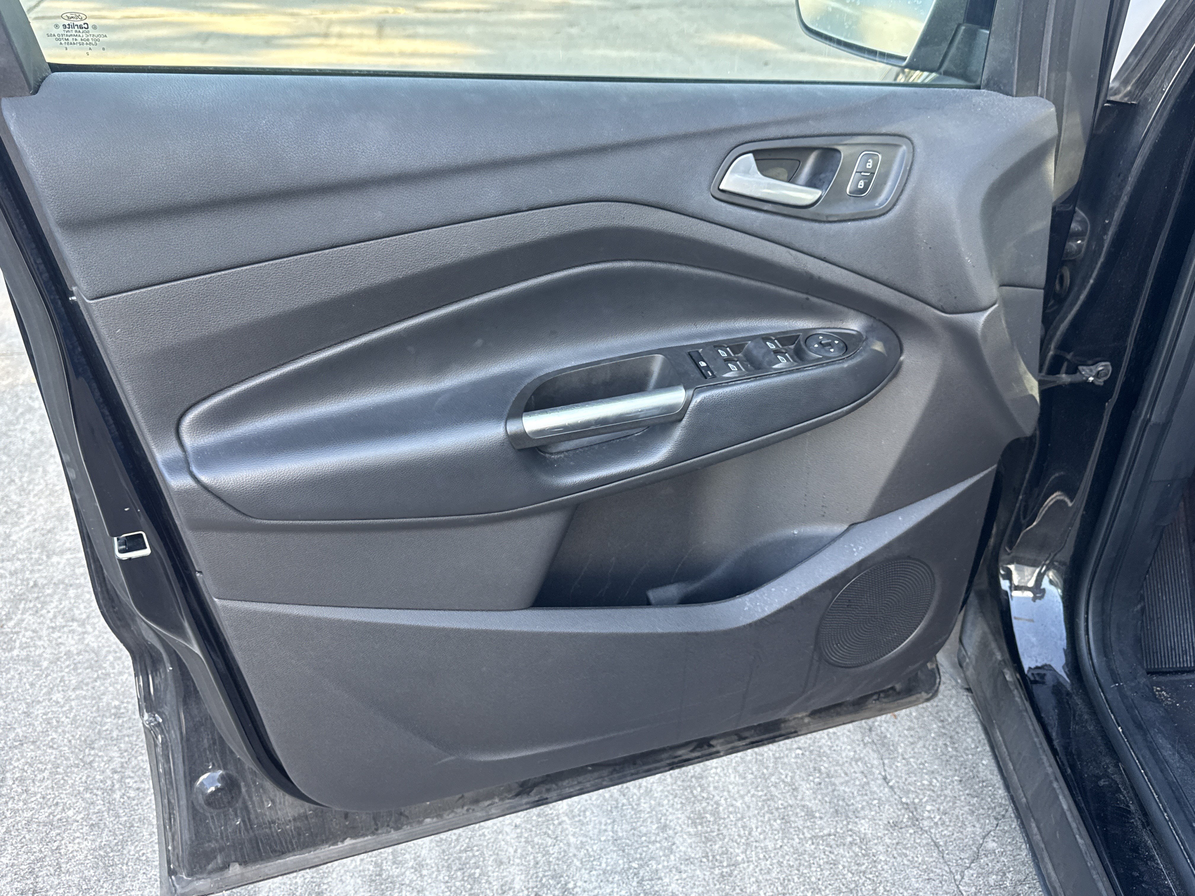 Used 2019 Ford Escape SE AWD/4WD image 3