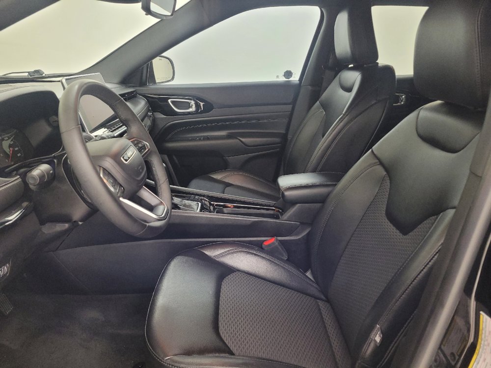 Used 2022 Jeep Compass Latitude FWD image 17