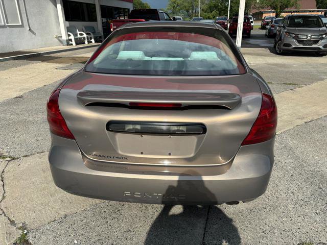 Used 2006 Pontiac Grand Prix w/ Preferred Package FWD image 5