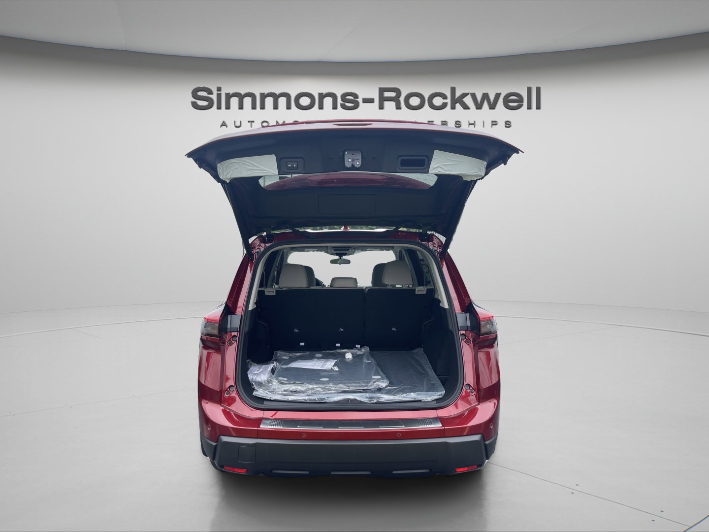 Used 2025 Nissan Rogue SV image 9