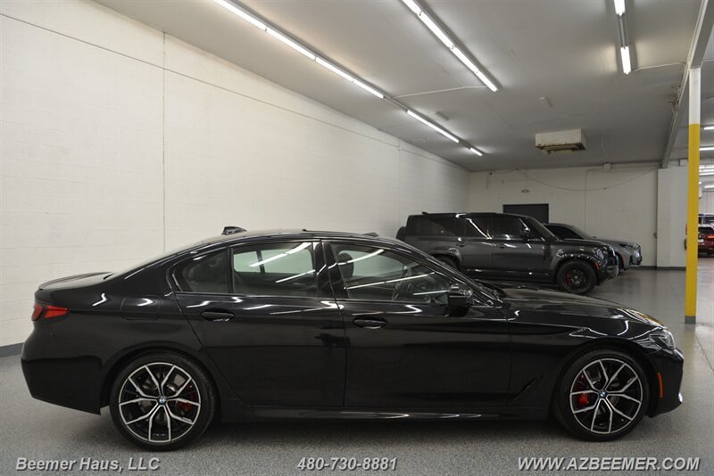 Used 2023 BMW 530i w/ M Sport Package RWD image 11