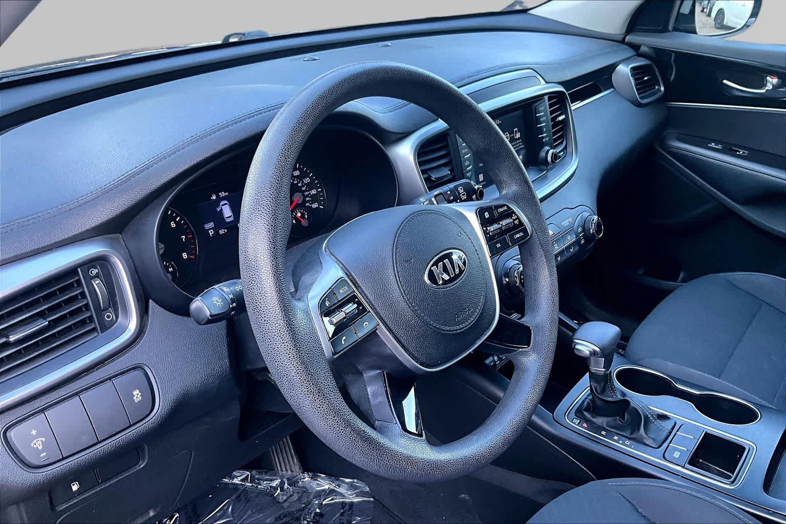 Used 2019 Kia Sorento L FWD image 17