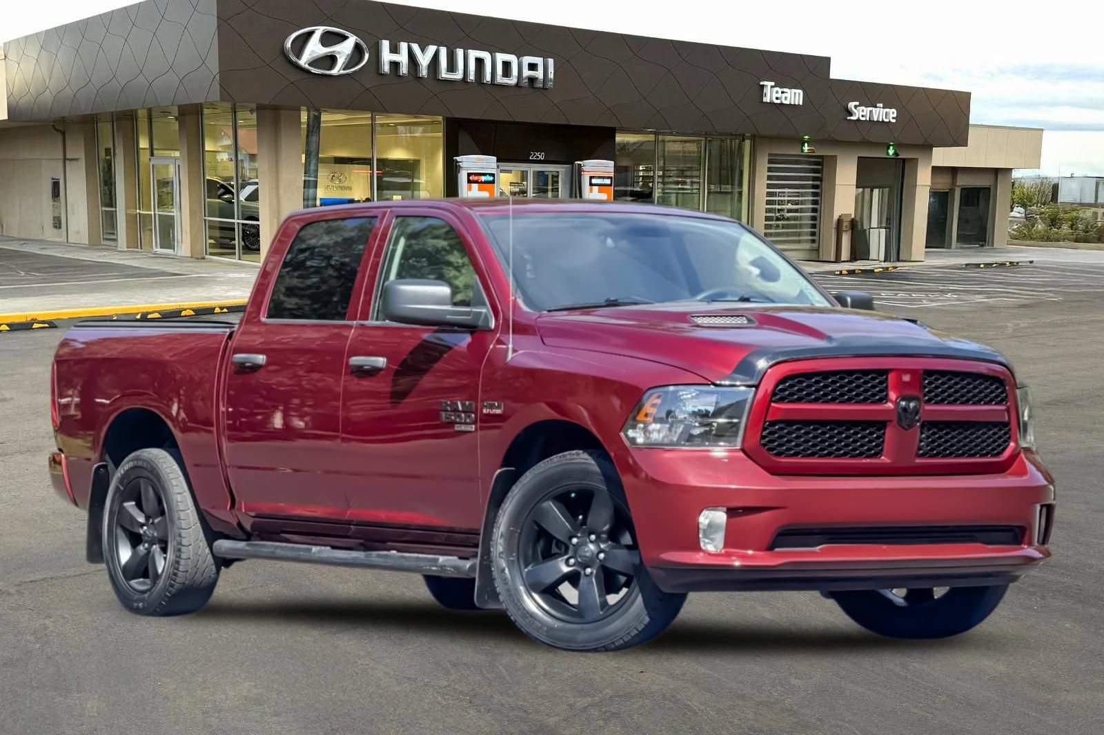 Used 2019 RAM 1500 Express w/ Wheel & Sound Group AWD/4WD video 2