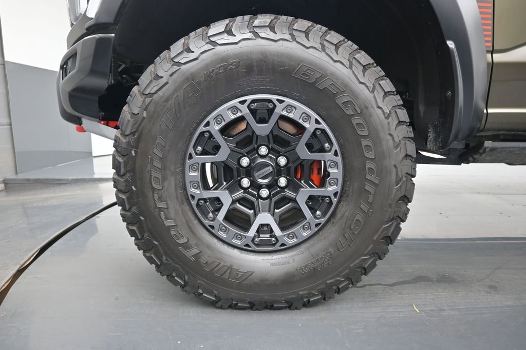Used 2025 Ford F150 Raptor w/ Equipment Group 803A Raptor R AWD/4WD image 27