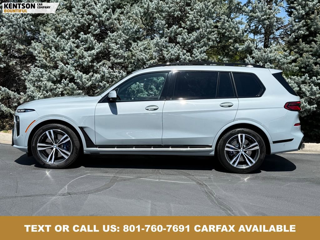 Used 2026 BMW X7 xDrive40i AWD/4WD image 3