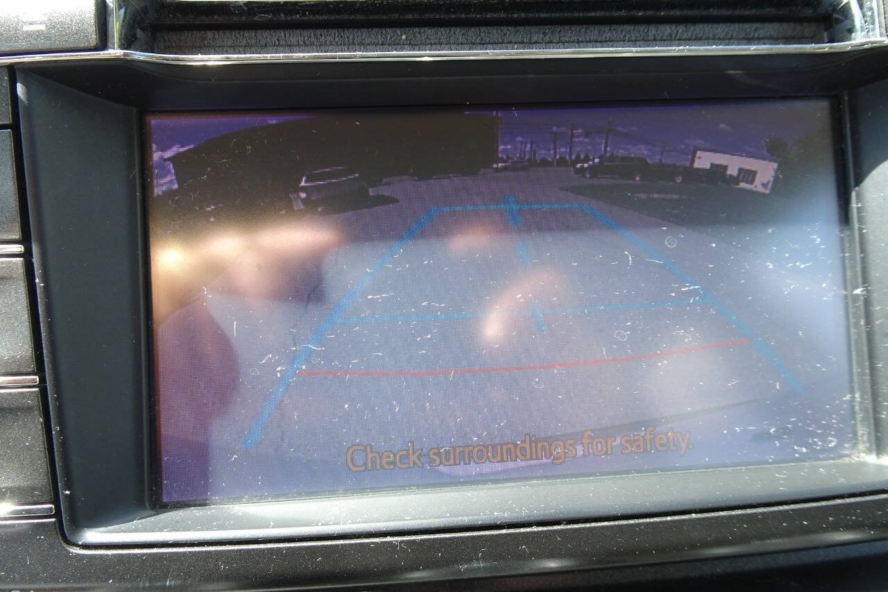 Used 2013 Toyota RAV4 LE AWD/4WD image 25