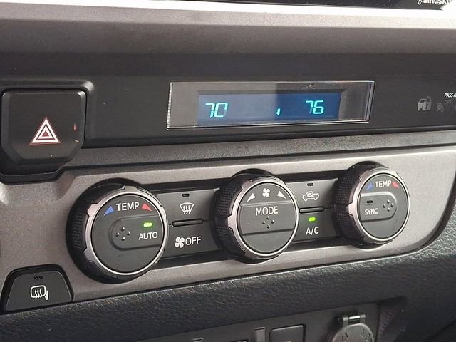 Used 2023 Toyota Tacoma TRD Off-Road image 17