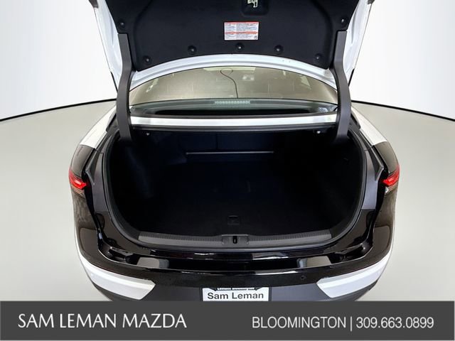 Used 2025 Toyota Crown Platinum w/ Carpet Mat Package (TMS) AWD/4WD image 27