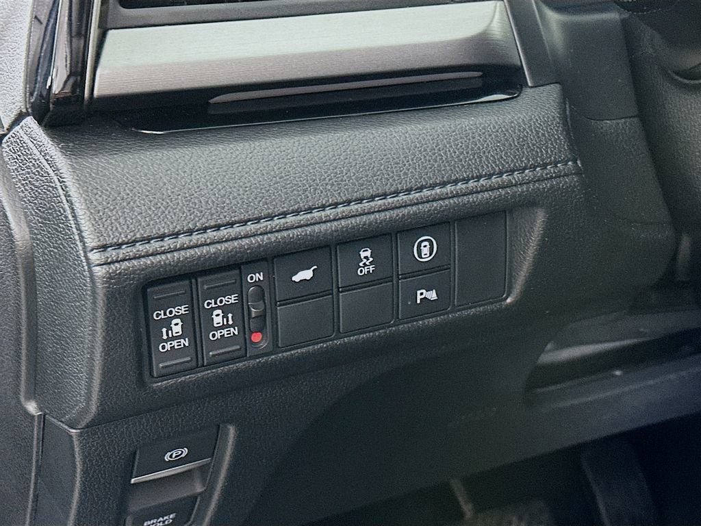 Used 2023 Honda Odyssey Touring image 15