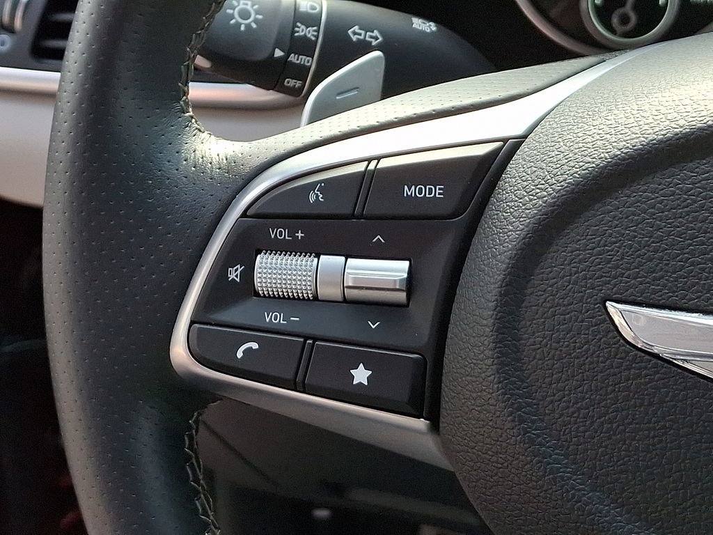 Used 2023 Genesis G70 3.3T w/ Sport Advanced Package image 22