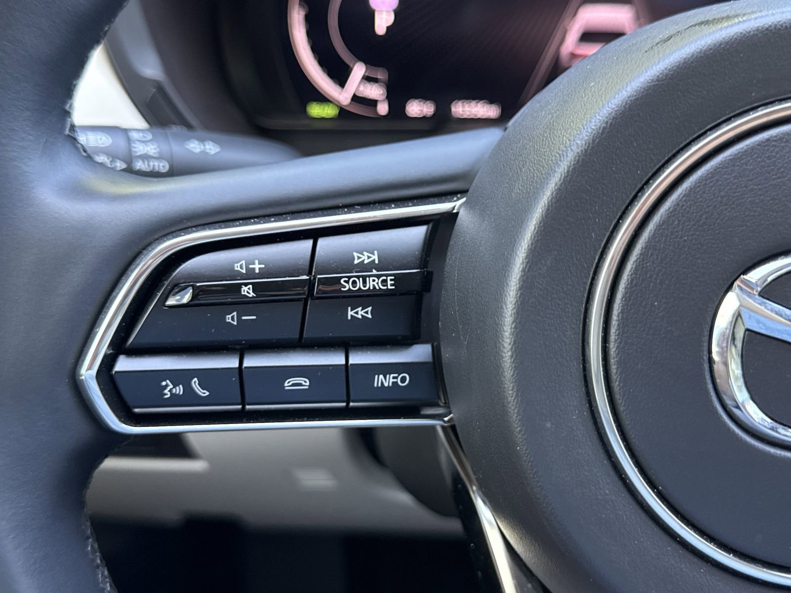 Used 2024 MAZDA CX-90 Plug-In Hybrid w/ Premium Plus image 22