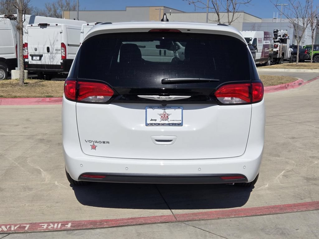 New 2026 Chrysler Voyager LX FWD image 3