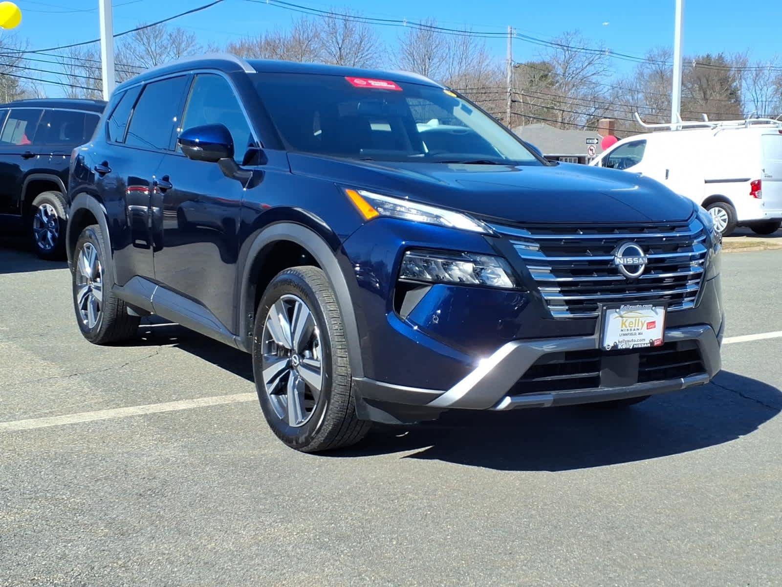 Certified 2026 Nissan Rogue SL image 3