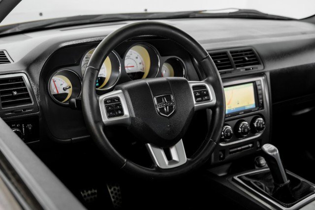 Used 2011 Dodge Challenger R/T RWD image 13