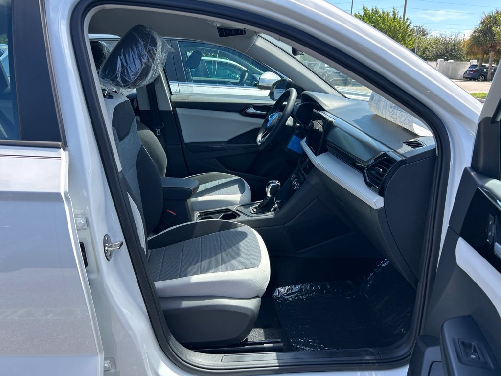 New 2026 Volkswagen Taos S FWD image 39