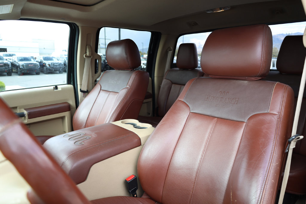 Used 2014 Ford F350 King Ranch w/ King Ranch w/Chrome Package AWD/4WD image 17