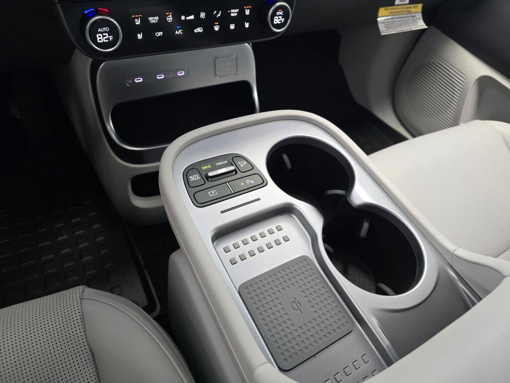 New 2026 Hyundai Ioniq 9 SEL image 32