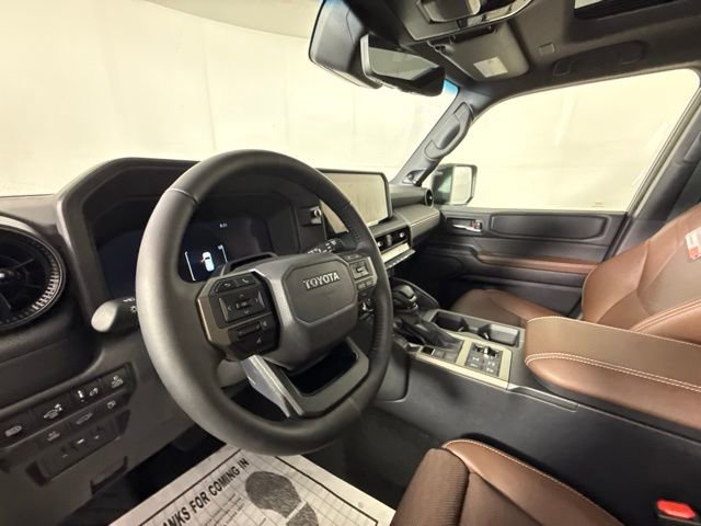 Used 2025 Toyota Land Cruiser image 6
