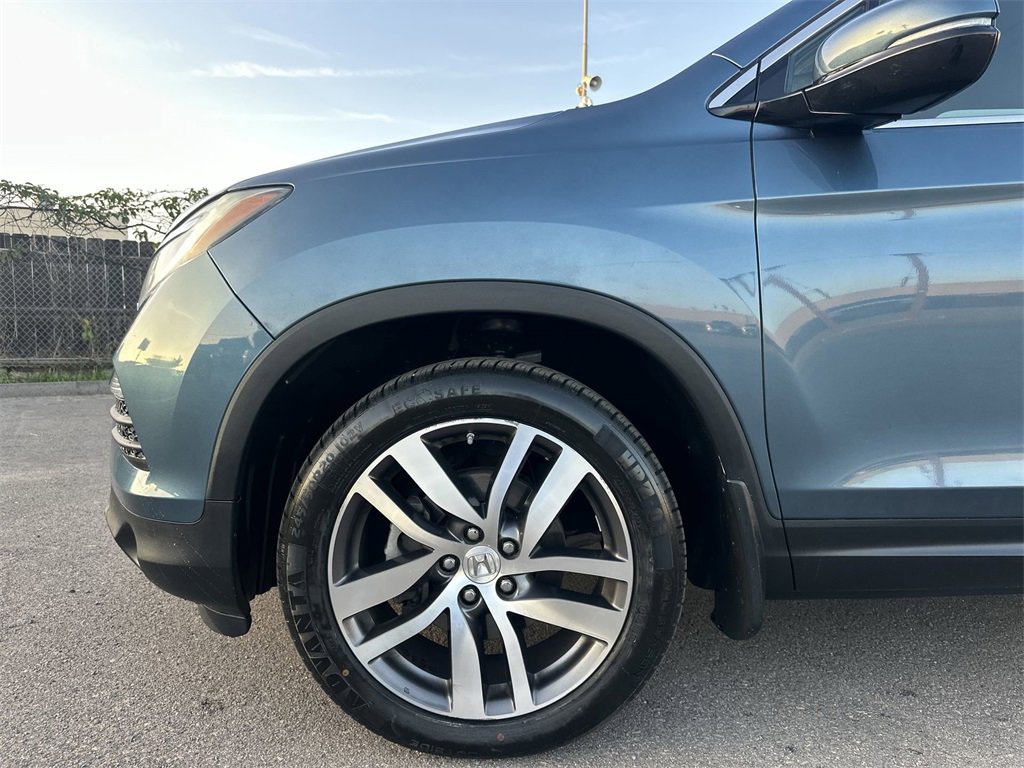 Used 2018 Honda Pilot Touring image 18