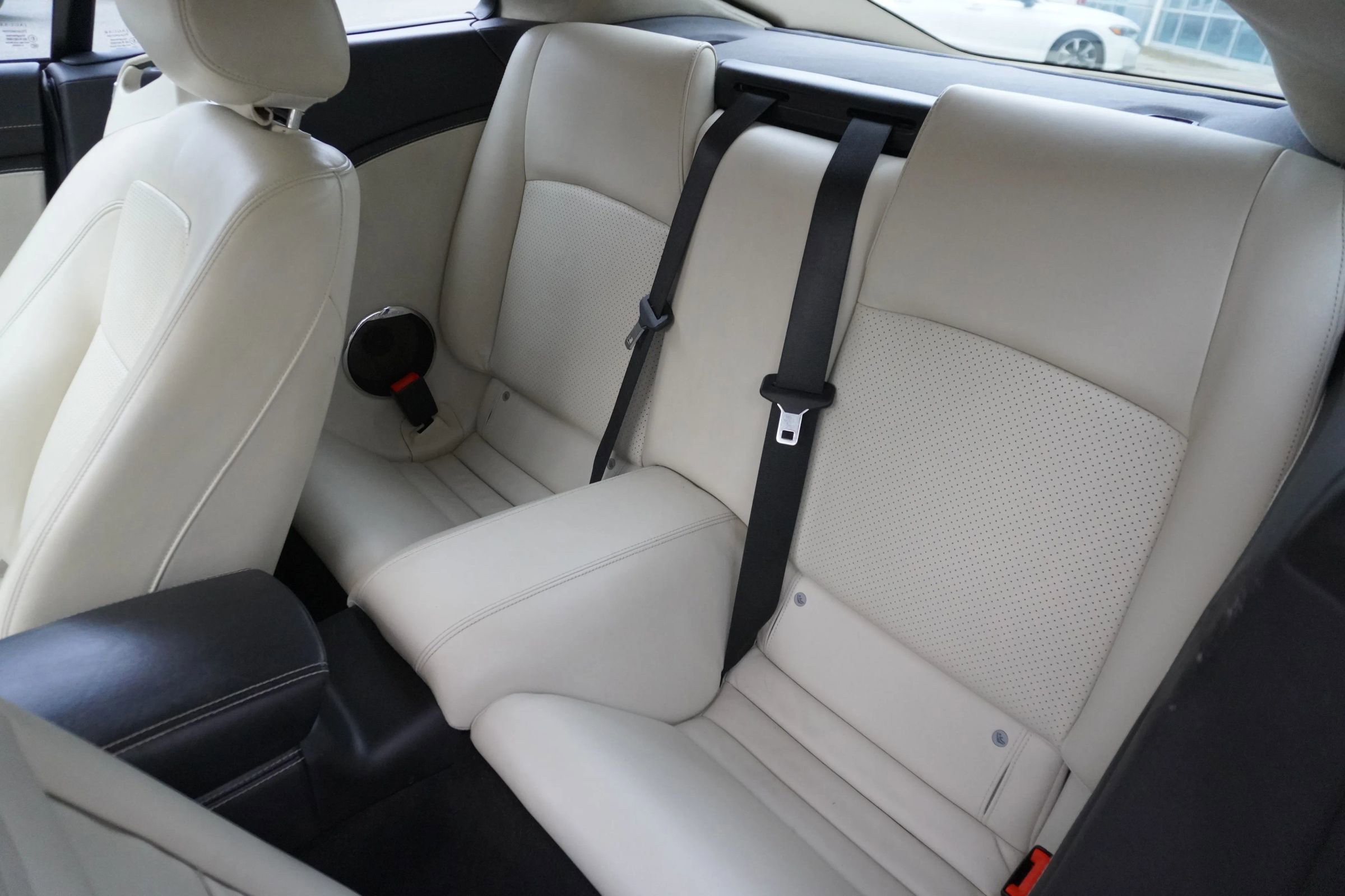 Used 2012 Jaguar XKR R image 12