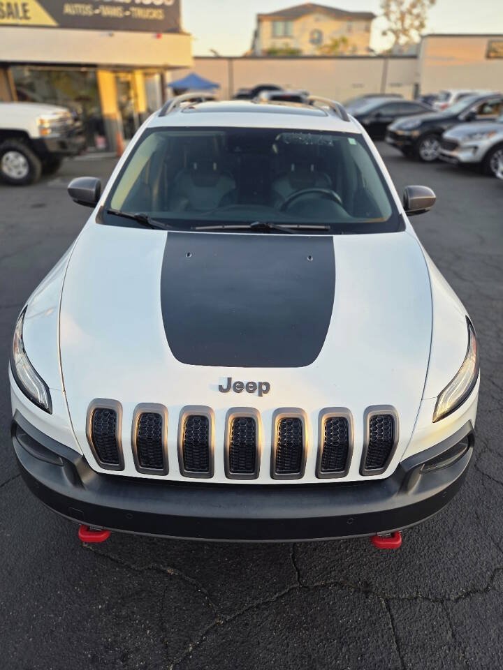Used 2016 Jeep Cherokee Trailhawk w/ Comfort/Convenience Group AWD/4WD image 15