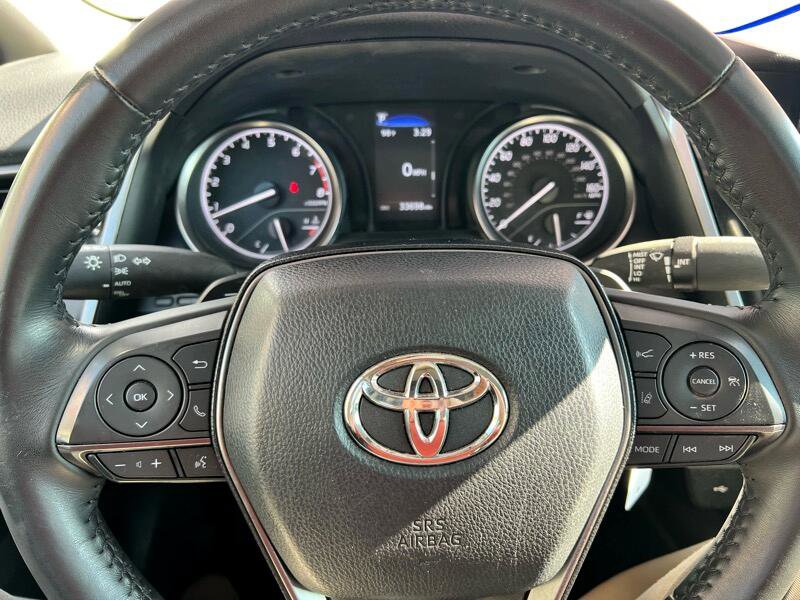 Used 2024 Toyota Camry SE image 12