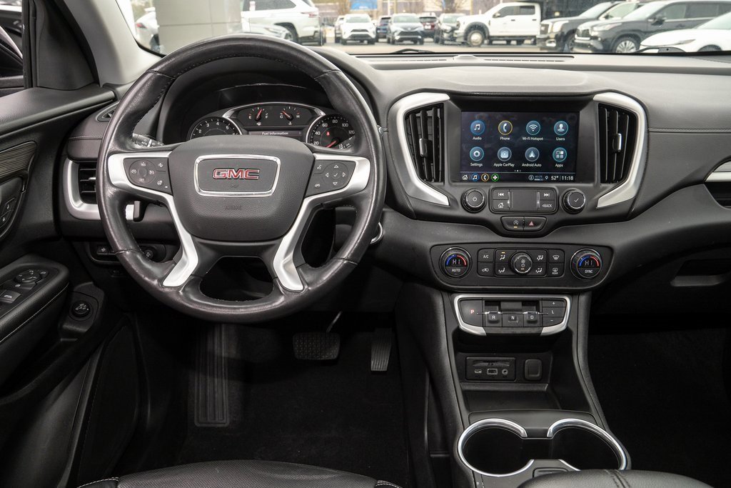 Used 2022 GMC Terrain SLT w/ Tech Package image 6