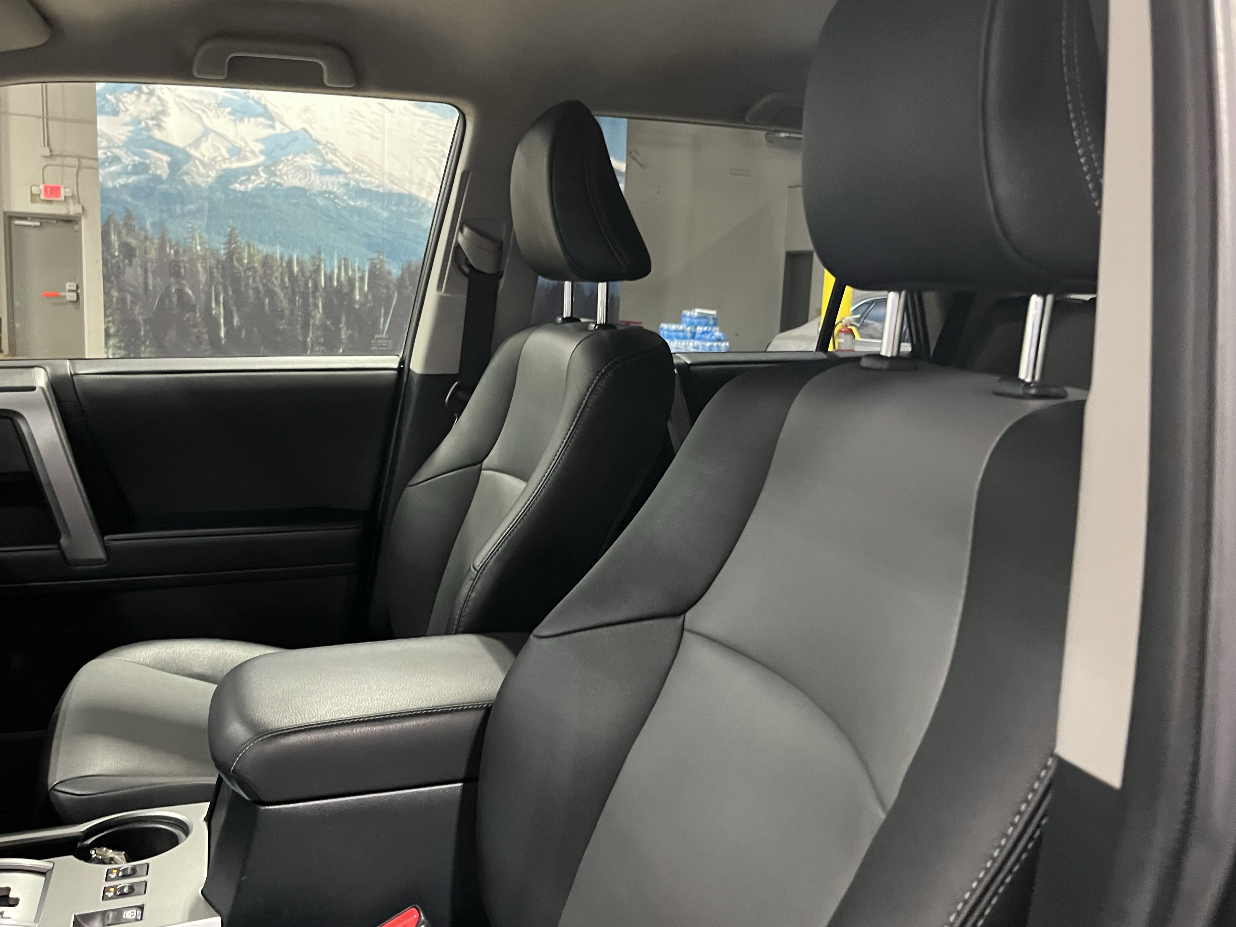 Used 2022 Toyota 4Runner SR5 Premium image 16