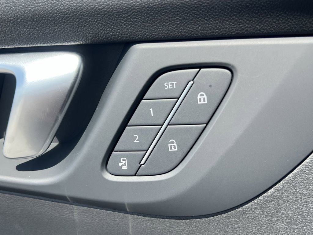 New 2026 Buick Enclave Sport Touring w/ Power Package FWD image 15