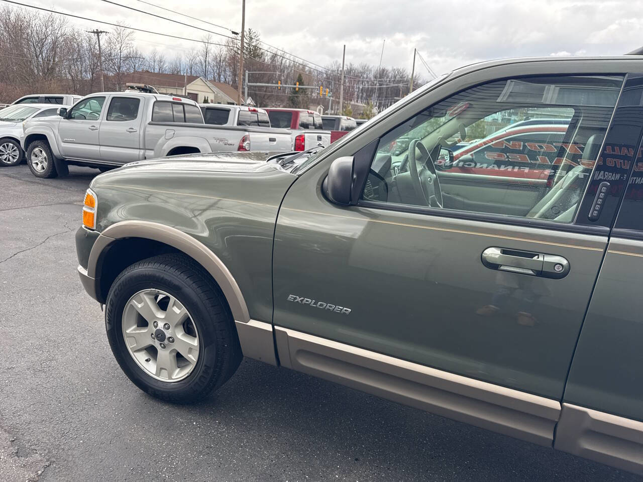 Used 2004 Ford Explorer Eddie Bauer AWD/4WD image 4