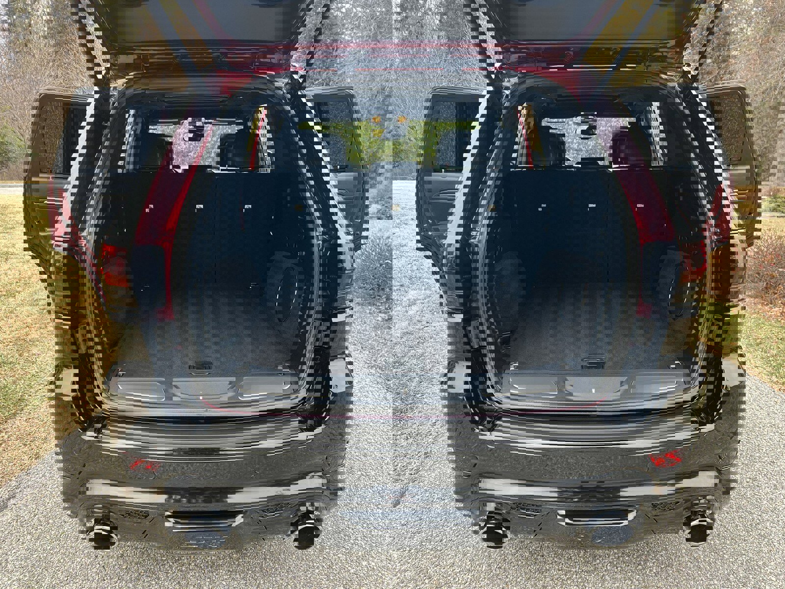 Used 2018 Jeep Grand Cherokee SRT image 25