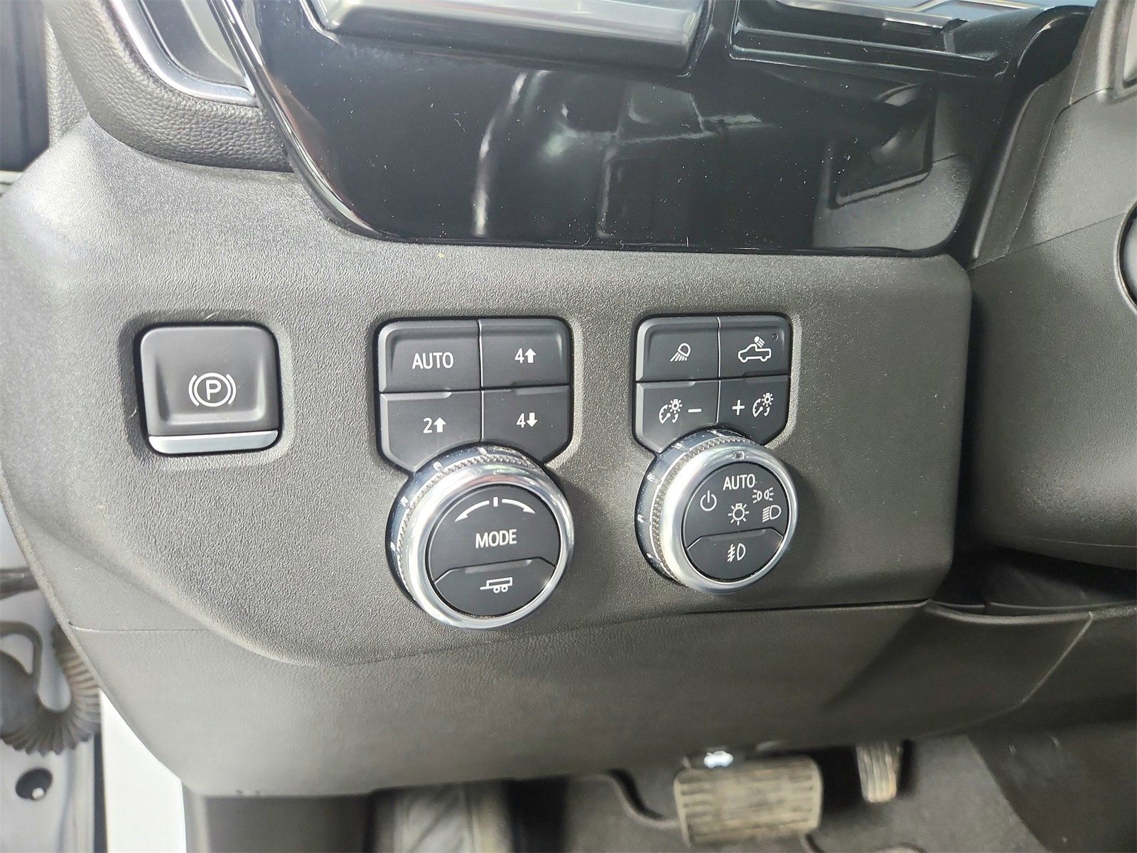 Used 2022 GMC Sierra 1500 SLT w/ SLT Premium Plus Package image 26