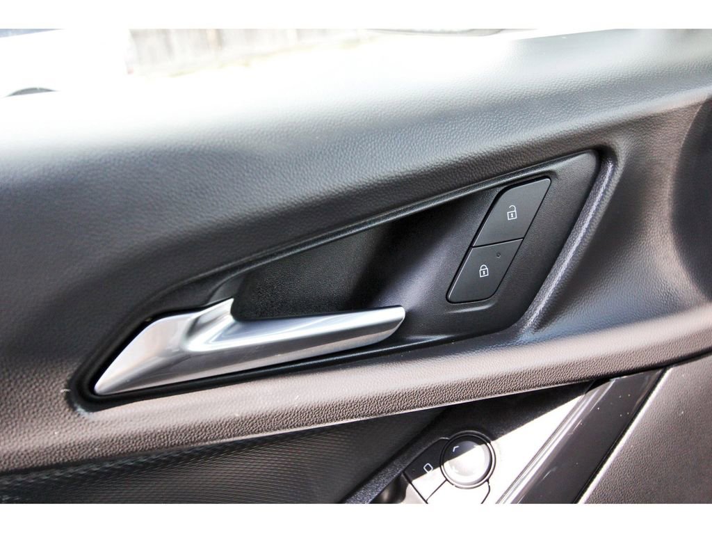 Used 2025 Chevrolet Equinox LT image 21