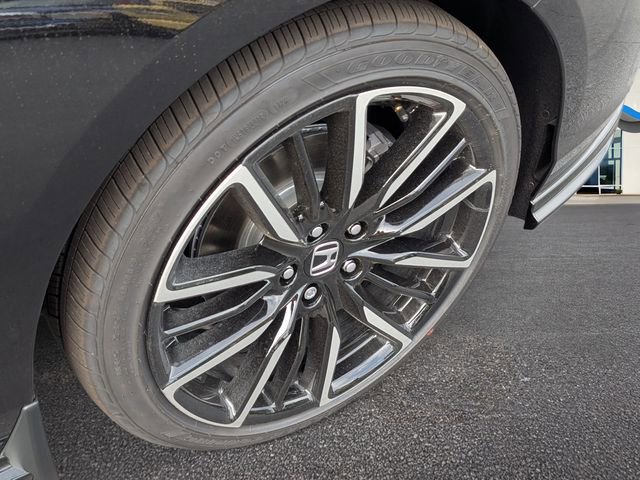 New 2026 Honda Accord Touring image 7