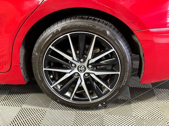 Used 2024 Toyota Camry SE w/ Cold Weather Package FWD image 27