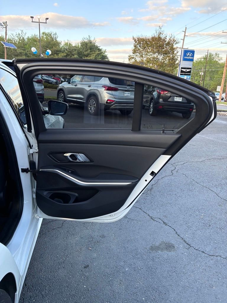 Used 2020 BMW 330i xDrive Sedan w/ Convenience Package AWD/4WD image 47