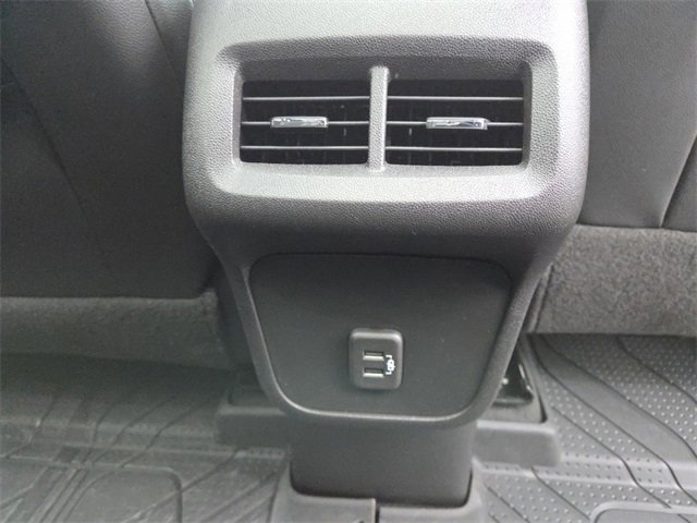 Used 2023 Chevrolet Equinox RS w/ LPO, Floor Liner Package image 16