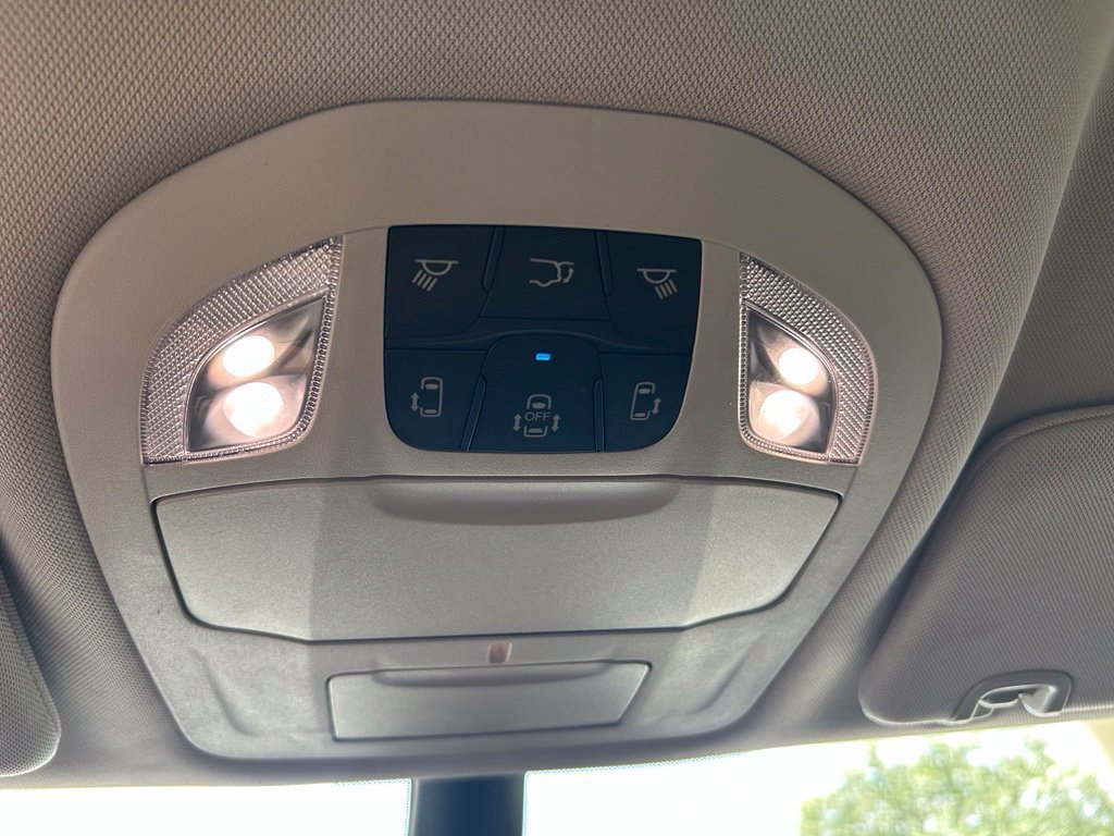 Used 2024 Chrysler Pacifica Touring-L FWD image 51